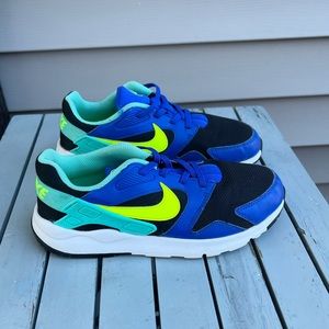 Kids Nike Victory LV Sneakers